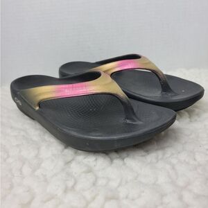 OOFOS OOlala Luxe Sandals Womens Size 6 Rose Gold Recovery Comfort Support